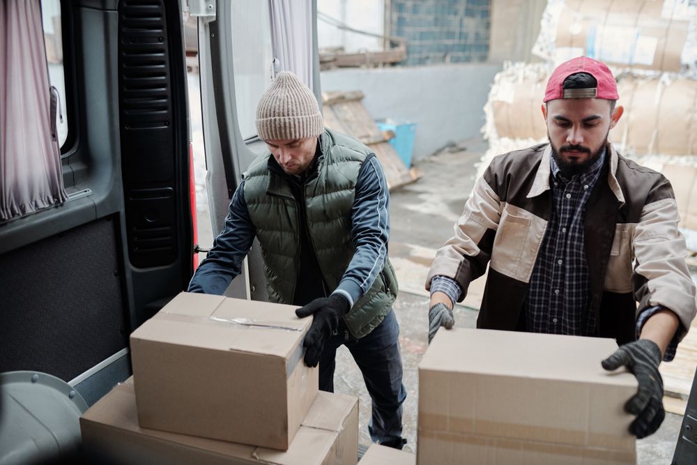 Warehouse Worker (Logistics Center)