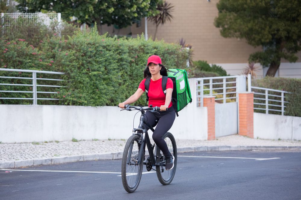 Food Delivery (Scooter/Bike – No Driving License Needed)